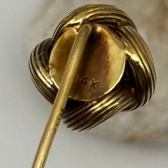 Antique 14 Karat Gold & Diamond Love Knot Stick Pin, with a Screw Stopper Marked - Picture 5 of 6